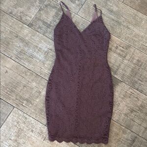 Elegant Lace V-Neck Dress - Purple